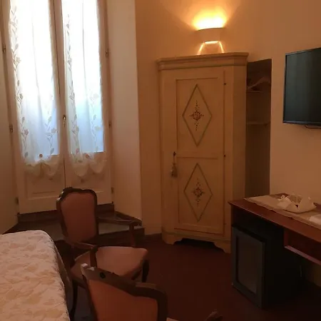 卡萨尔贝格住宿加早餐旅馆 4*